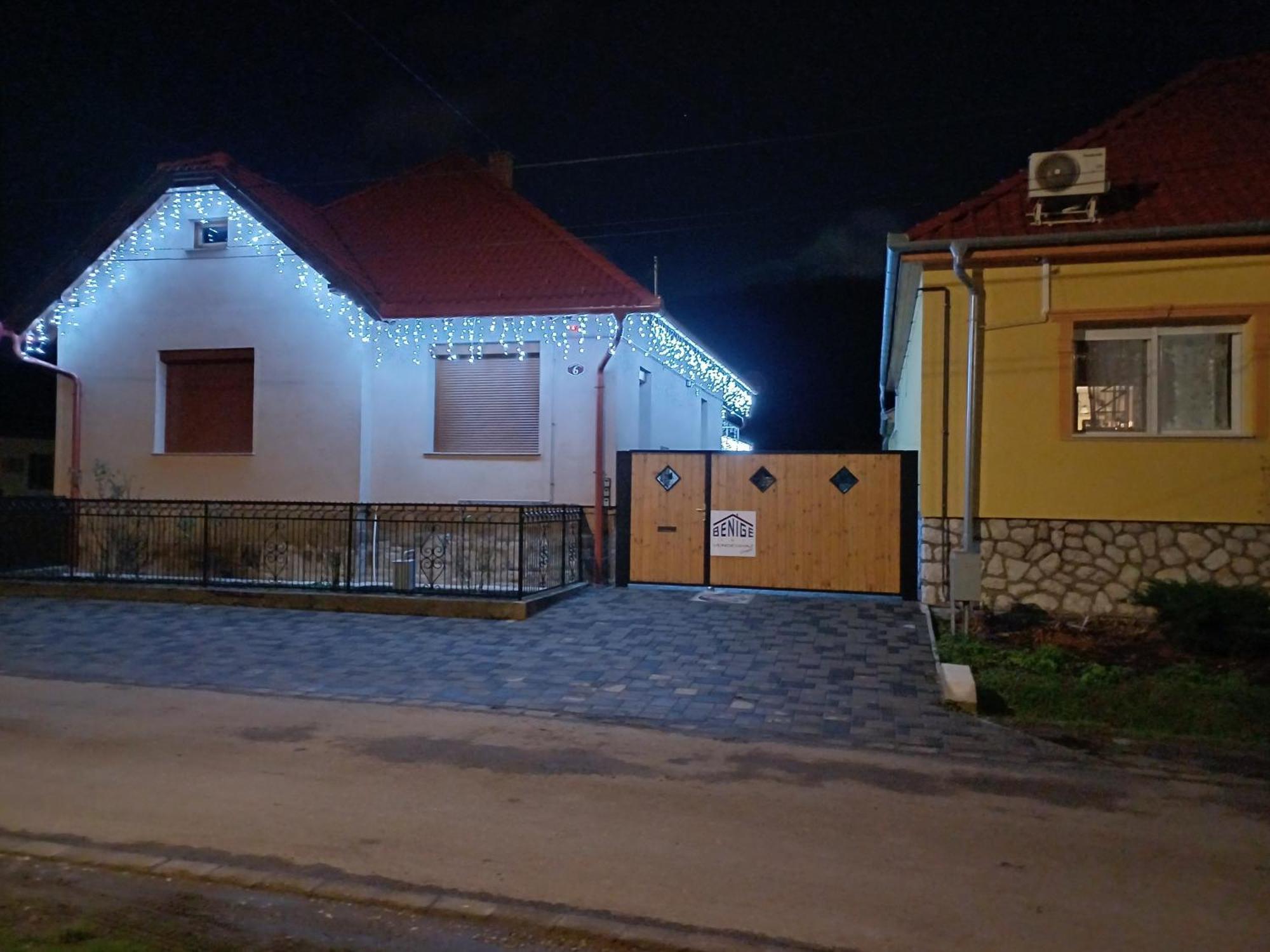 Benige Vendeghaz Hotel Demjen Bagian luar foto