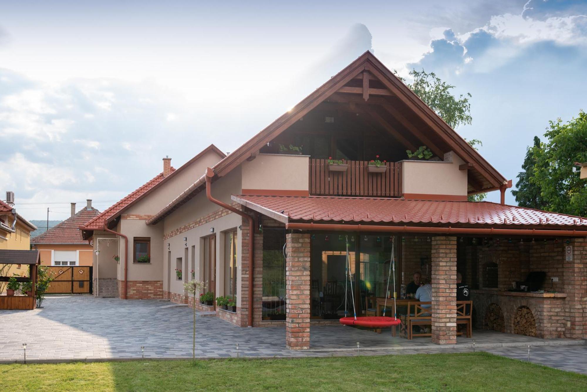 Benige Vendeghaz Hotel Demjen Bagian luar foto